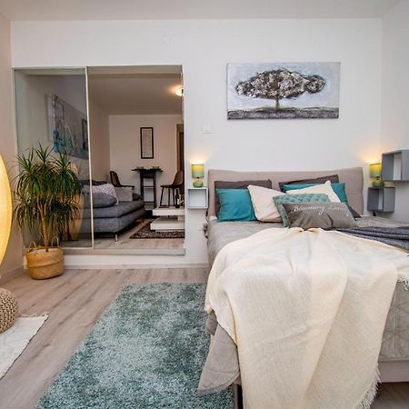 Oasis Apartment 普拉 外观 照片