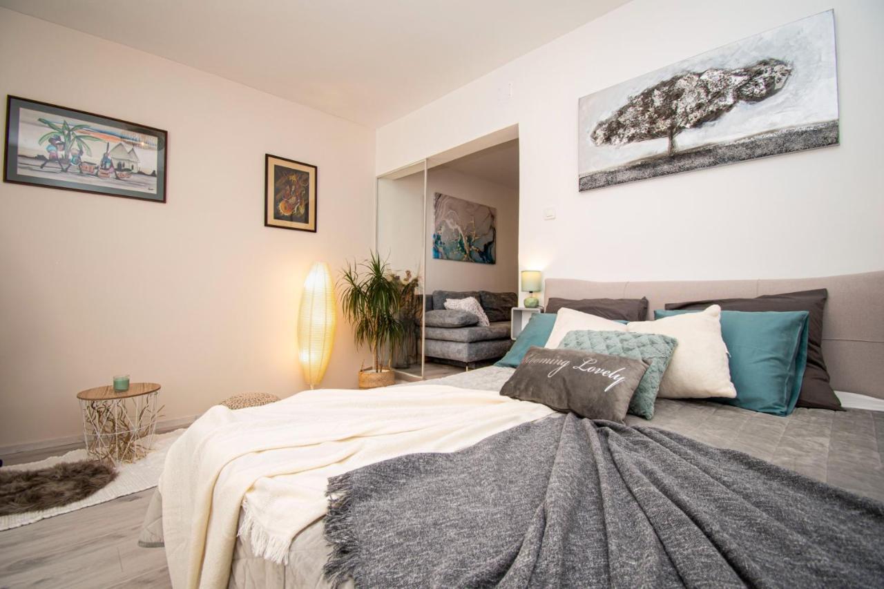 Oasis Apartment 普拉 外观 照片